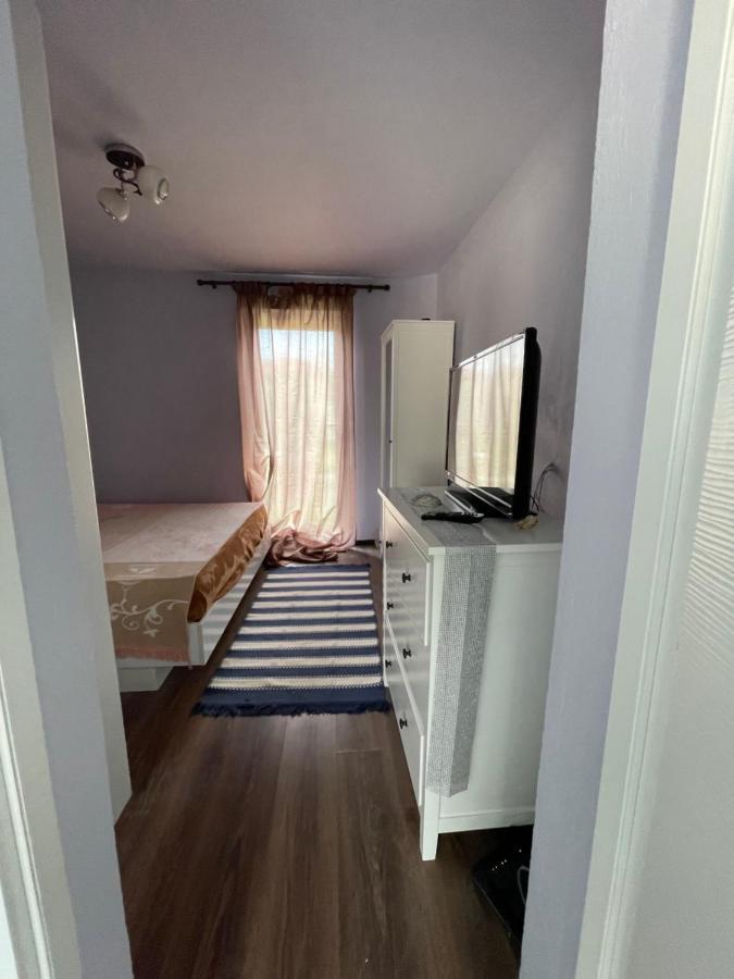 Ferienwohnung Garsoniera La Casa Timişoara Exterior foto