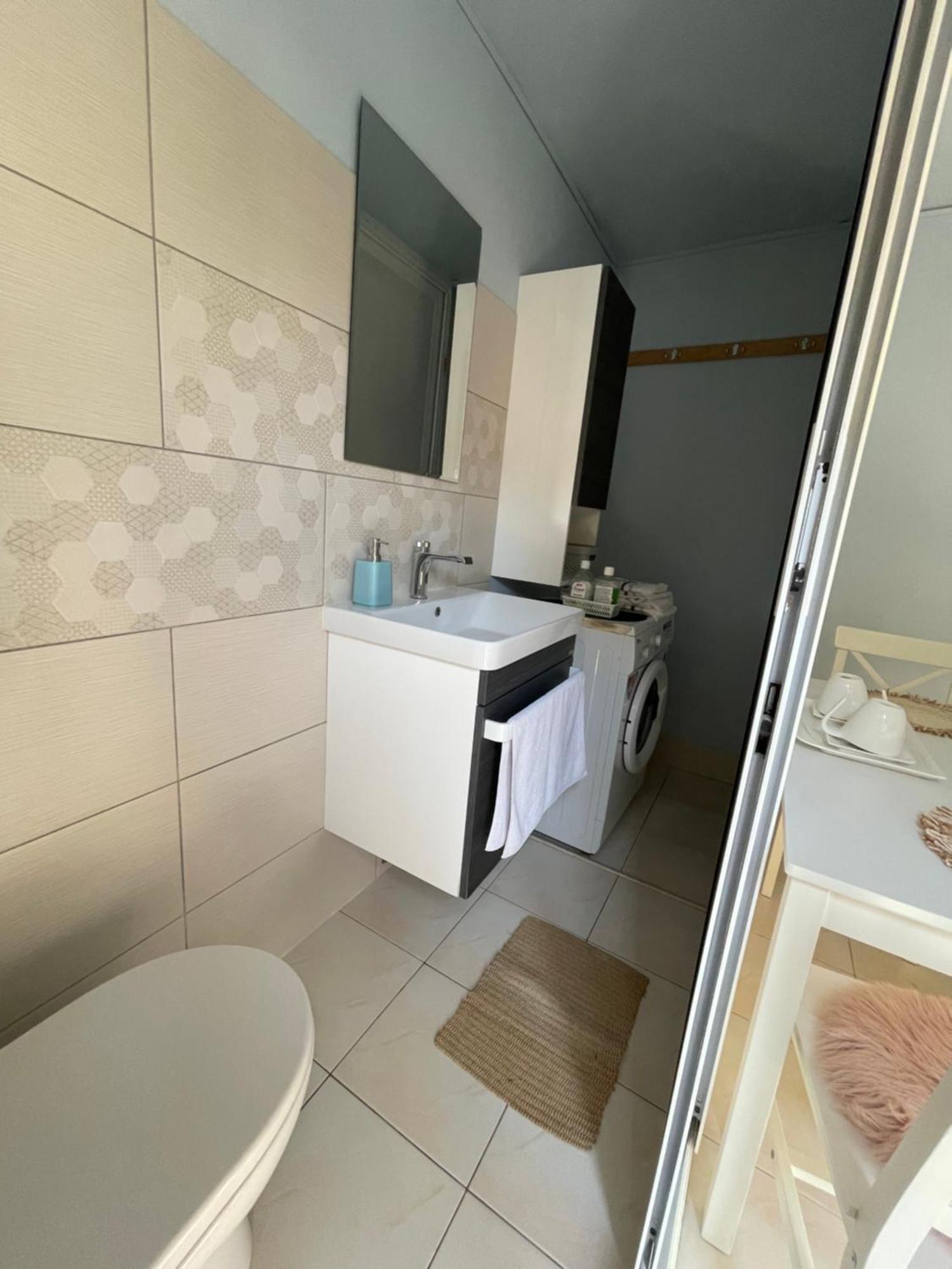 Ferienwohnung Garsoniera La Casa Timişoara Exterior foto